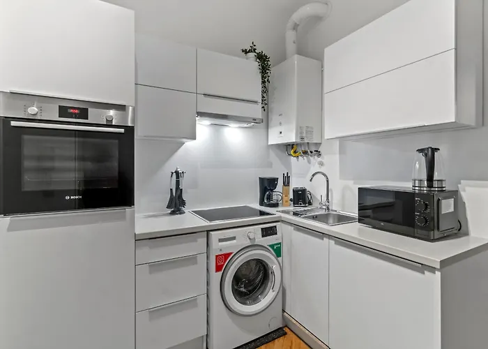 Cozy - 4 Min U6 Josefstaedterstrasse Apartment *